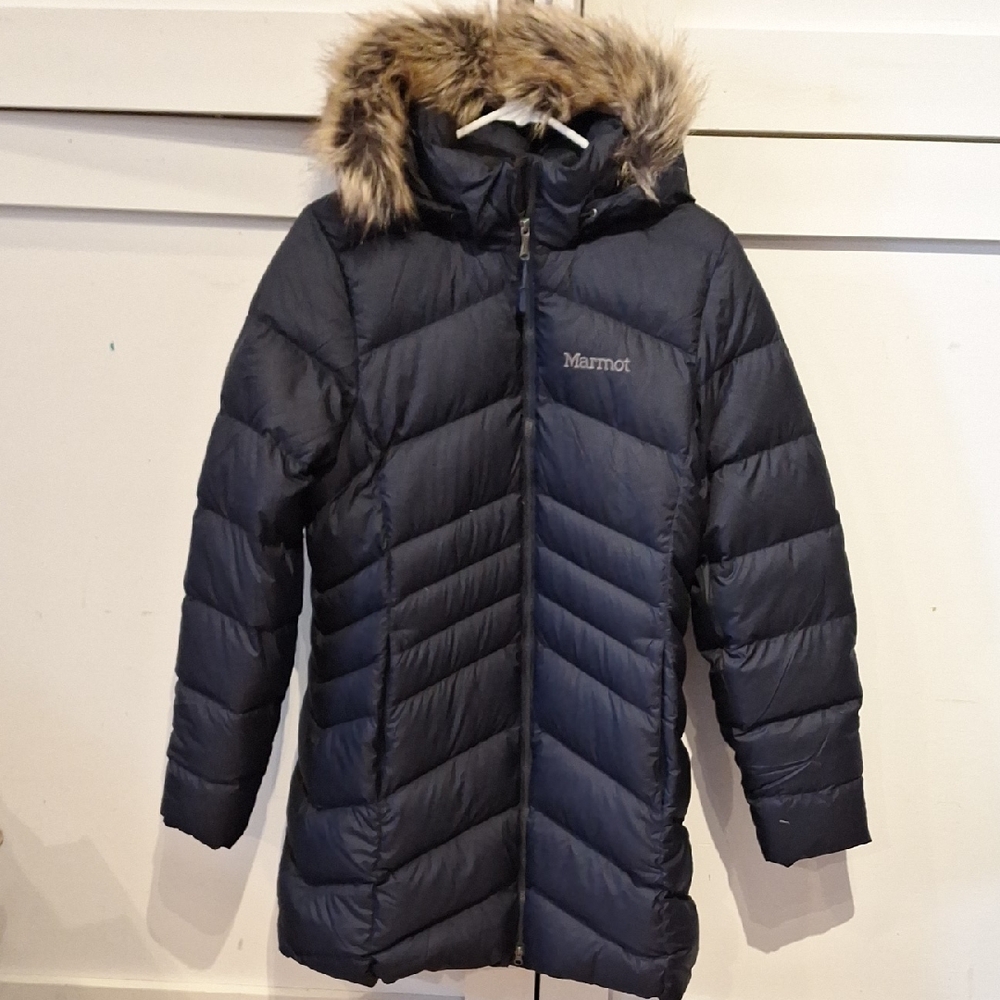 Marmot Womens Dark Blue Puffer Coat with Faux Fur Trim